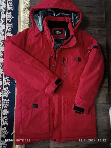 мужской осенний куртка: Мужская куртка, 2XL (EU 44), The North Face, Б/у, цвет - Красный, Самовывоз, Бесплатная доставка, Платная доставка