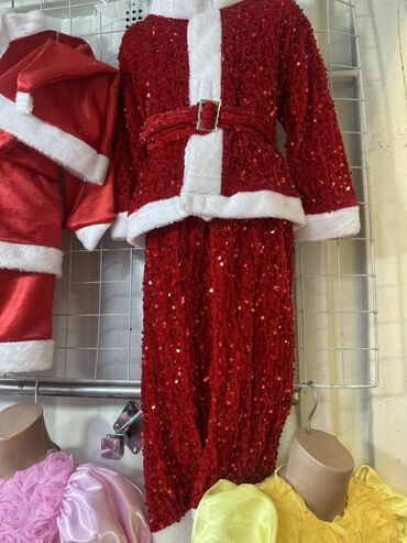 Карнавальные костюмы: Детские карнавальные костюмы - Дед Мороз/Санта: красные бархатистые — 2