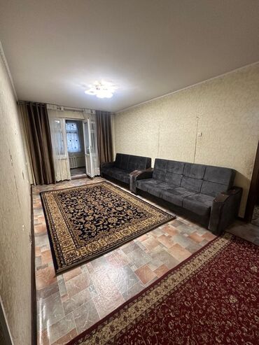 квартира в районе ошского рынка: 3 комнаты, 61 м², 104 серия, 2 этаж, Косметический ремонт