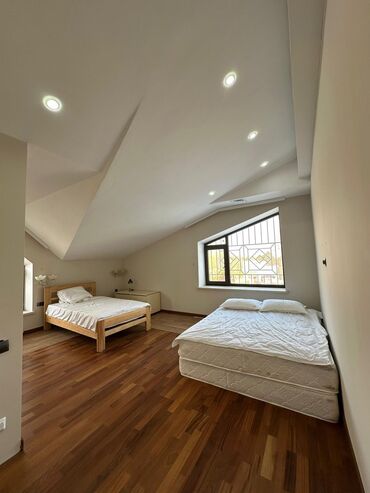 Продажа домов: Дом, 500 м², 7 комнат, Агентство недвижимости — 21