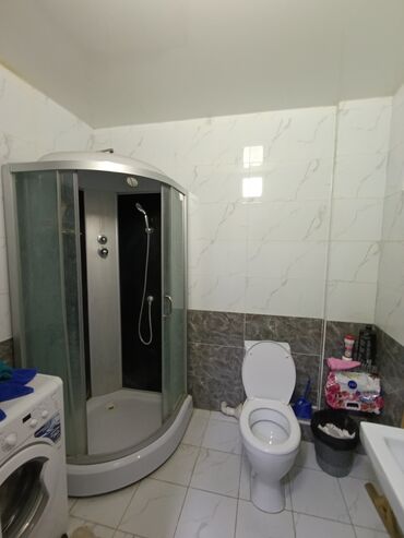 Посуточная аренда квартир: 1 комната, Постельное белье, Парковка, Бронь at lalafo.kg — 9 Посуточная аренда квартир: 1 комната, Постельное белье, Парковка, Бронь — 9