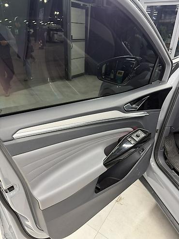 Volkswagen: Volkswagen ID.4: 2022 г., Автомат, Электромобиль, Кроссовер — 3
