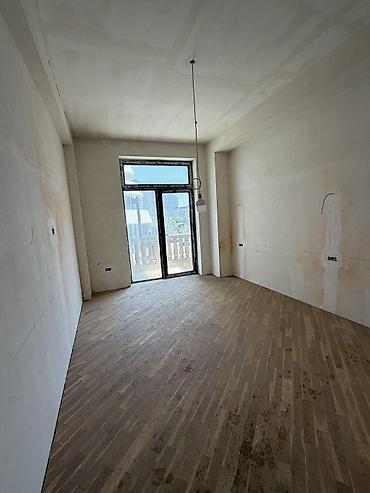 sumqayitda satilan həyət evləri: Ağ şəhər, 3 otaqlı, Yeni tikili, m. Xətai, 130 kv. m — 2