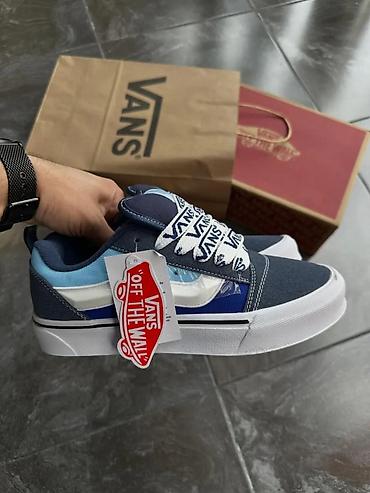 vans ayaqqabı: Vans skeytbord üslubunda kişi/kadın krossovkaları - Model: Vans “Off — 1