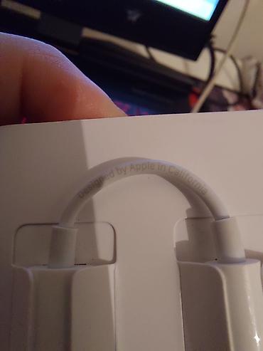 audio: Yeni Simli Qulaqcıqlar, Apple, rəng - Ağ — 3