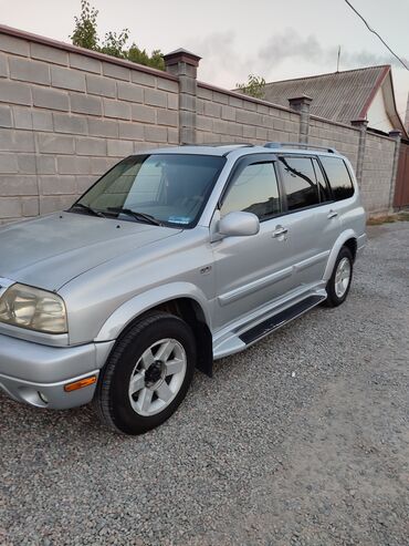 уровень рамный: Suzuki Grand Vitara: 2002 г., 2.7 л, Автомат, Газ, Жол тандабас