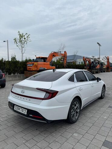 Hyundai: Hyundai Sonata: 2022 г., 2 л, Автомат, Бензин, Седан at lalafo.kg — 6 Hyundai: Hyundai Sonata: 2022 г., 2 л, Автомат, Бензин, Седан — 6