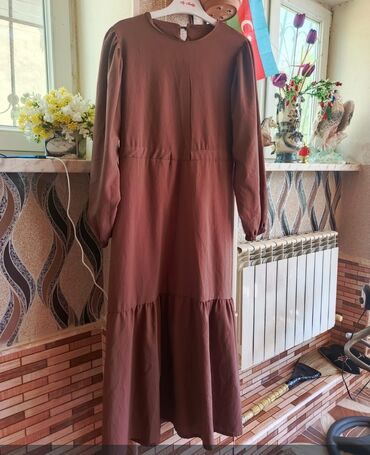xına donu: Trend yoldan alınıb incə materialdı M razmer 1.50 boy ölçüsünə