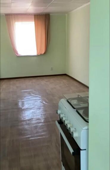сдаю квартиру на длительный срок в районе кызыл аскерь: 2 комнаты, Агентство недвижимости, С мебелью частично
