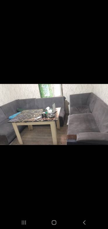 işlənmiş mebellərin satışı: Tecili satilir 

30 dene kreslo 15 dene stol hamisi 1 yerde verilir