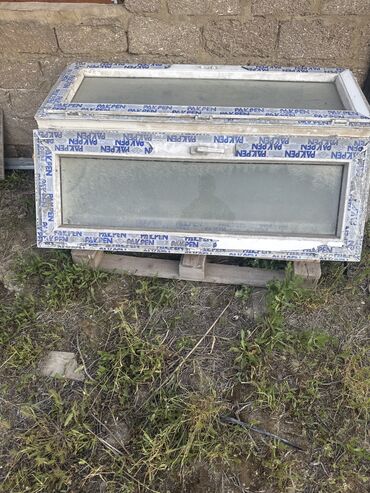 pilte beton: İşlənmiş İki qat şüşə paketi Plastik pəncərə, Еni: 150 sm, Uzunluğu: 55 sm
