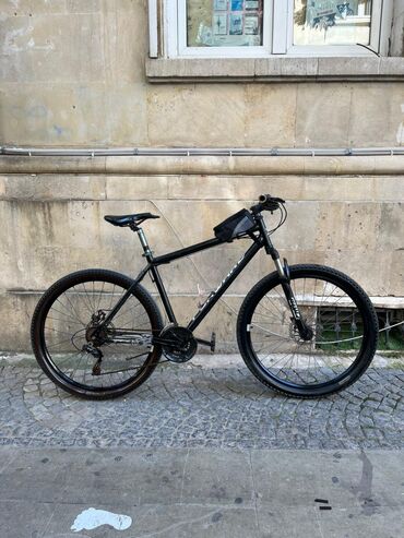 qiz ucun velosiped: MTB velosiped – 27.5” təkərlər, qara rəng. Texniki xüsusiyyətlər: -