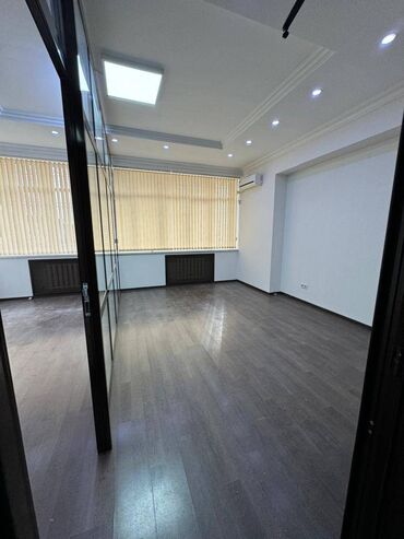 Офисы: For rent office space in the city center. Shevchenko/ Ryskulova — 2