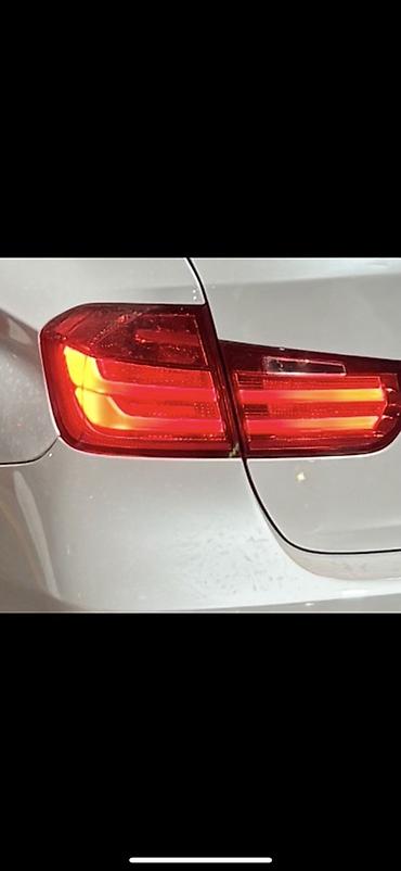 Системы освещения: Sag teref şüşəsində qırıq var. BMW F30 arxa stop — 1