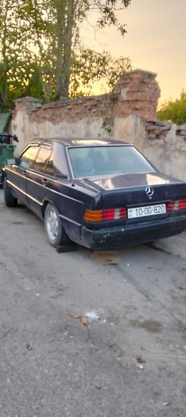 190 ehtiyat: Mercedes-Benz 190 (W201): 2 l | 1990 il Sedan — 2