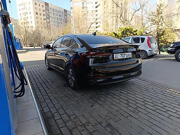 akura mdx: Hyundai Elantra: 2017 г., 2 л, Автомат, Бензин — 9