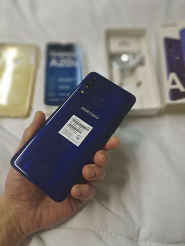Samsung: Samsung Galaxy A20s. Привезен недавно из России. Состояние как
