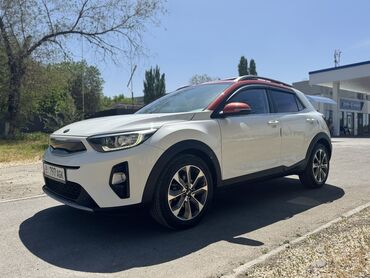 мазда 6 2002: Kia Stonic: 2018 г., 1.4 л, Автомат, Бензин, Кроссовер