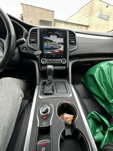 Renault: Renault SM6: 2022 г., Бензин, Седан — 5