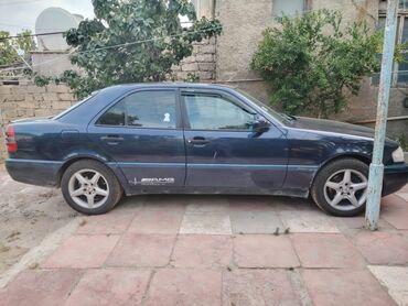 фольксваген пассат б5 1 8: Mercedes-Benz C 180: 1.8 l | 1994 il Sedan
