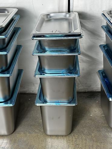 Другая посуда и кухонный инвентарь: Набор гастроемкостей из нержавеющей стали (GN) с крышками - Форматы — 9