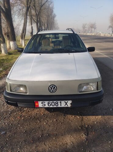 Volkswagen: Volkswagen Passat: 1992 г., 2 л, Механика, Бензин, Универсал