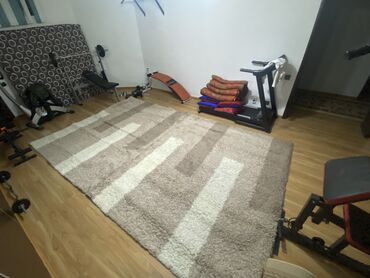 шторы для дома: Продаётся ковёр, 3 на 4,5 метра, б/У хорошего качества, подойдёт для