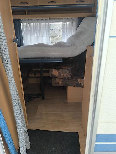 mini karavan: Karavan Hobby deluxe İstehsal ili - 2000 Sərnişin sayı - 4 İstehsalçı — 8