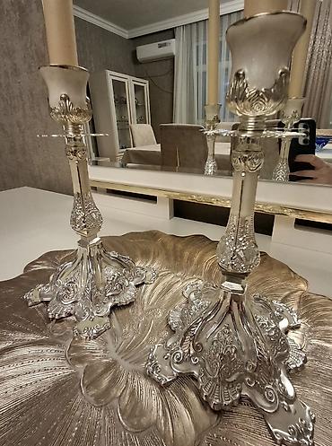 arı mumu qiyməti: Gümüşü və bej rəng çalarlı metal şamdan,metalın rəngi getmir,alt — 2
