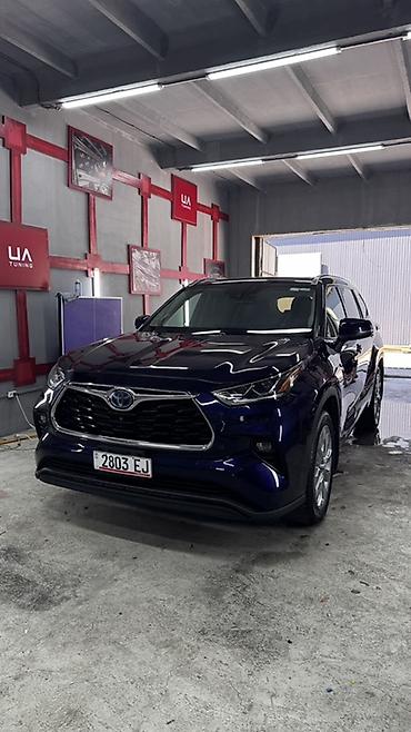 suv: Toyota Highlander: 2020 г., 2.5 л, Автомат, Гибрид, Внедорожник — 3