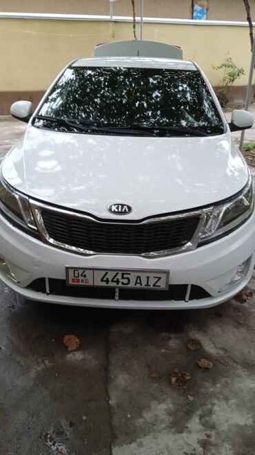 нехия 1: Kia Rio: 2015 г., 1.4 л, Механика, Бензин, Седан