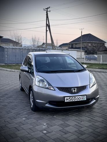 Honda: Honda Fit: 2010 г., 1.5 л, Автомат, Бензин, Хэтчбэк