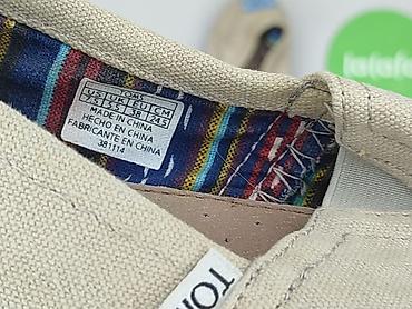 ugg buty born2be: Damskie espadryle TOMS Classic - Model: Classic Alpargata - Rozmiar — 4