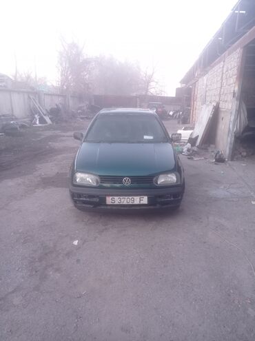 volkswagen golf хэтчбек: Volkswagen Golf: 1992 г., 1.8 л, Механика, Бензин, Хэтчбэк