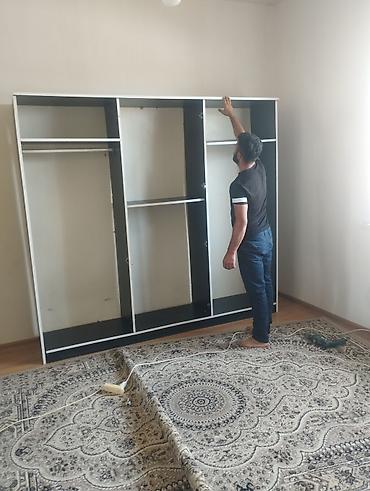 matras qiymeti: Yataq otağı mebel dəsti (ikinci El ) Tərkibi: - 4 qapılı, aynalı — 2