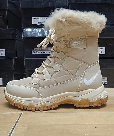 Nike Čizme 
36 do 41, 
cena 3800dinara
PS✨