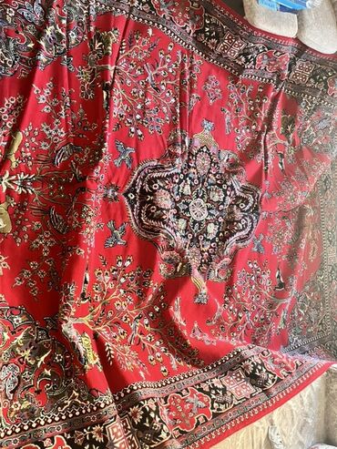 Qida məhsulları: Xalça Dekorativ