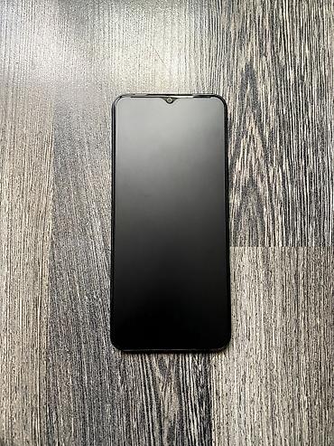 vivo x200 mini: Vivo Y3, 128 GB, rəng - Qara, Düyməli, Sensor, İki sim kartlı — 3