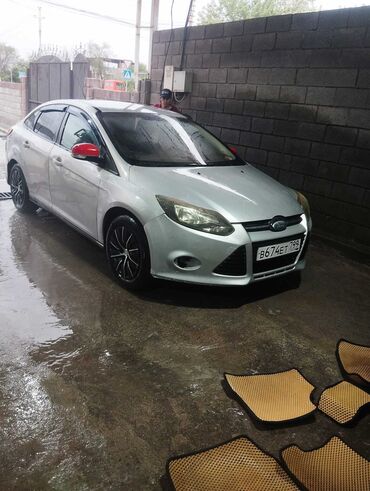 голф gti: Ford Focus: 2013 г., 1.6 л, Механика, Бензин, Хэтчбэк