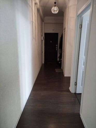 Uzunmüddətli kirayə mənzillər: Yeni Yasamalda (Asan xidmətə yaxın) 9 mertebeli binanın 8-ci — 8