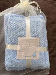 микра: Цена 150 сом 
Набор полотенец микрофибра ( пенка)