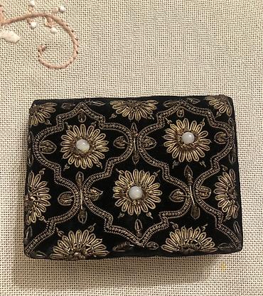 Əl işi zərif cüzdan/kiçik çanta - Material: Qara məxmər parça