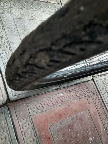 Şəhər velosipedləri: Şəhər velosipedi 28", sürətlərin sayı: 1 — 6