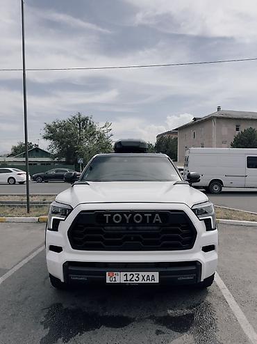 sequia: Toyota Sequoia: 2023 г., 3.5 л, Автомат, Гибрид, Внедорожник — 1