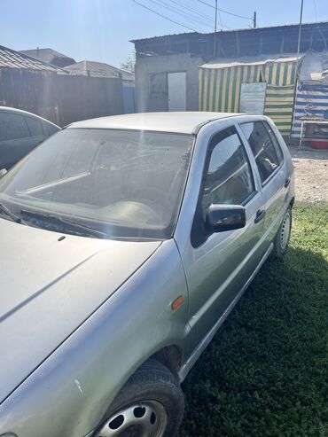 фара на поло: Volkswagen Polo: 1985 г., 1.4 л, Механика, Бензин