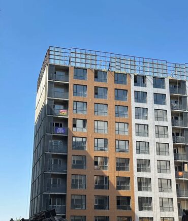 срочно в связи с переездом: 1 комната, 53 м², 108 серия, 8 этаж, ПСО (под самоотделку)