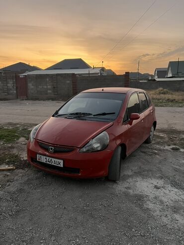 авторынок бишкек хонда степвагон: Honda Fit: 2002 г., 1.3 л, Вариатор, Бензин, Хэтчбэк