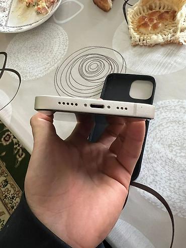 Apple iPhone: IPhone 13, 128 ГБ, Белый, Чехол — 10