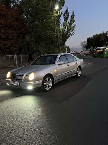 210 amg: Mercedes-Benz E 430: 1999 г., 4.3 л, Автомат, Бензин, Седан