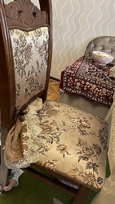 iwlenmiw stullar: Qonaq otağı üçün, İşlənmiş, Açılmayan, Dördbucaq masa, 6 stul — 2